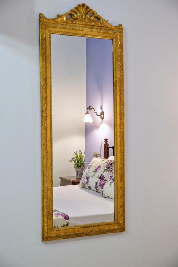 Golden Suites Ofrínion エクステリア 写真